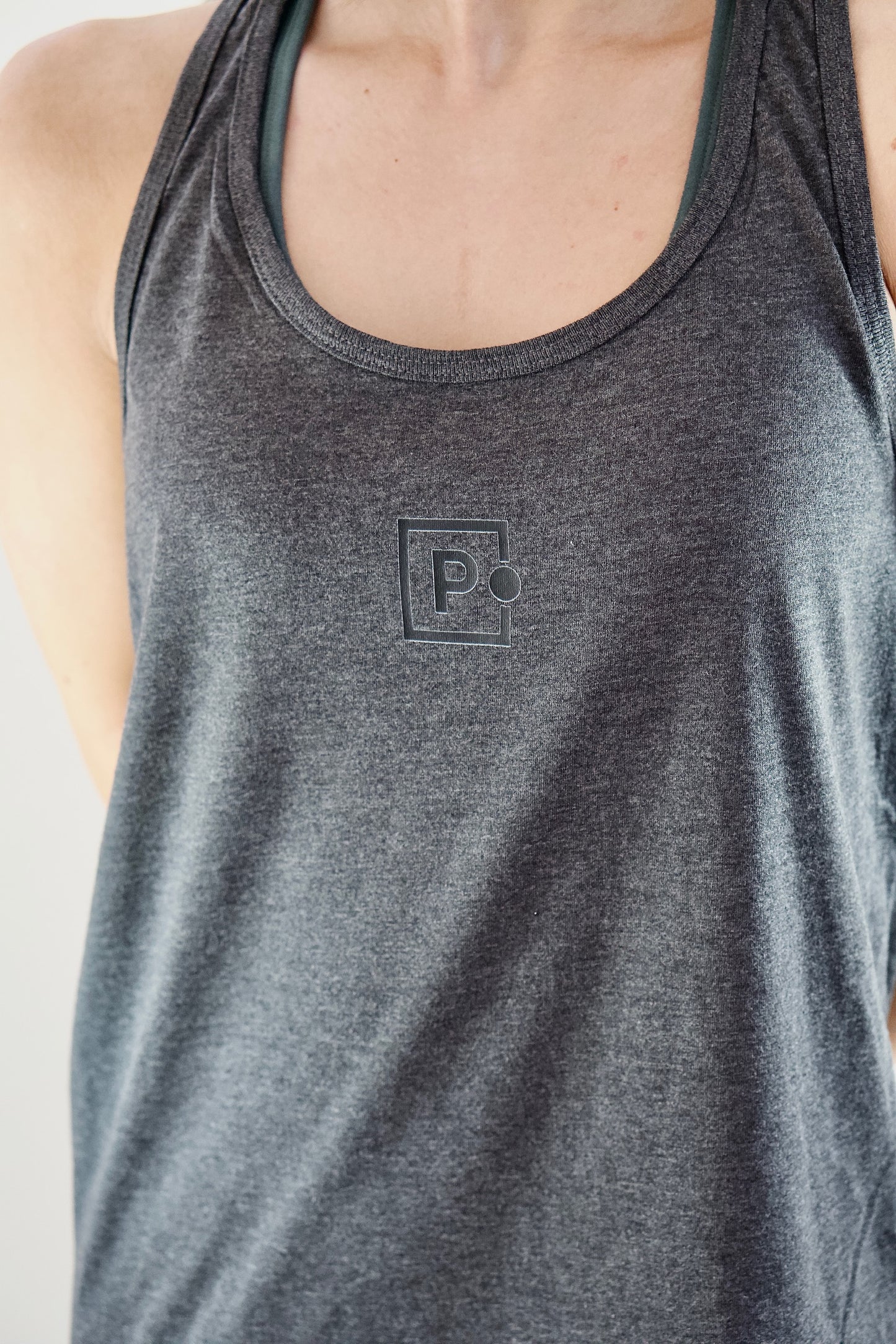 Icon Tank